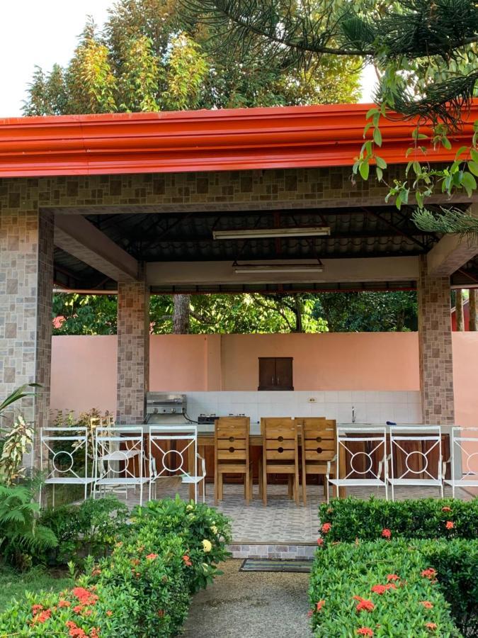 100 négyzetméteres, 2 hálószobás, 1 saját fürdőszobával rendelkező Bungaló Galas területén Dipolog Kültér fotó